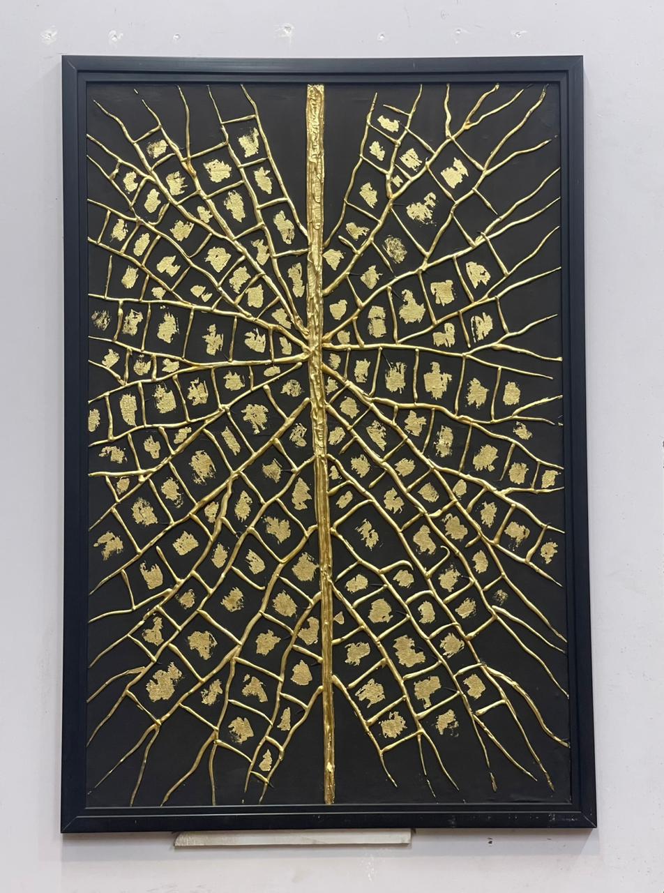 Golden leaf pattern art